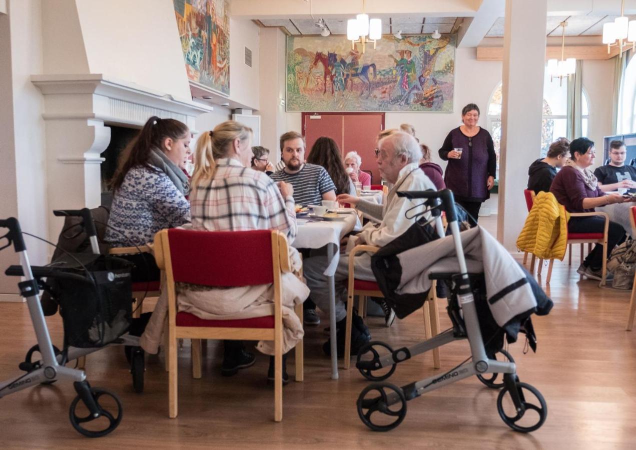 Trondenes Sommerhostel 하르스타드 외부 사진